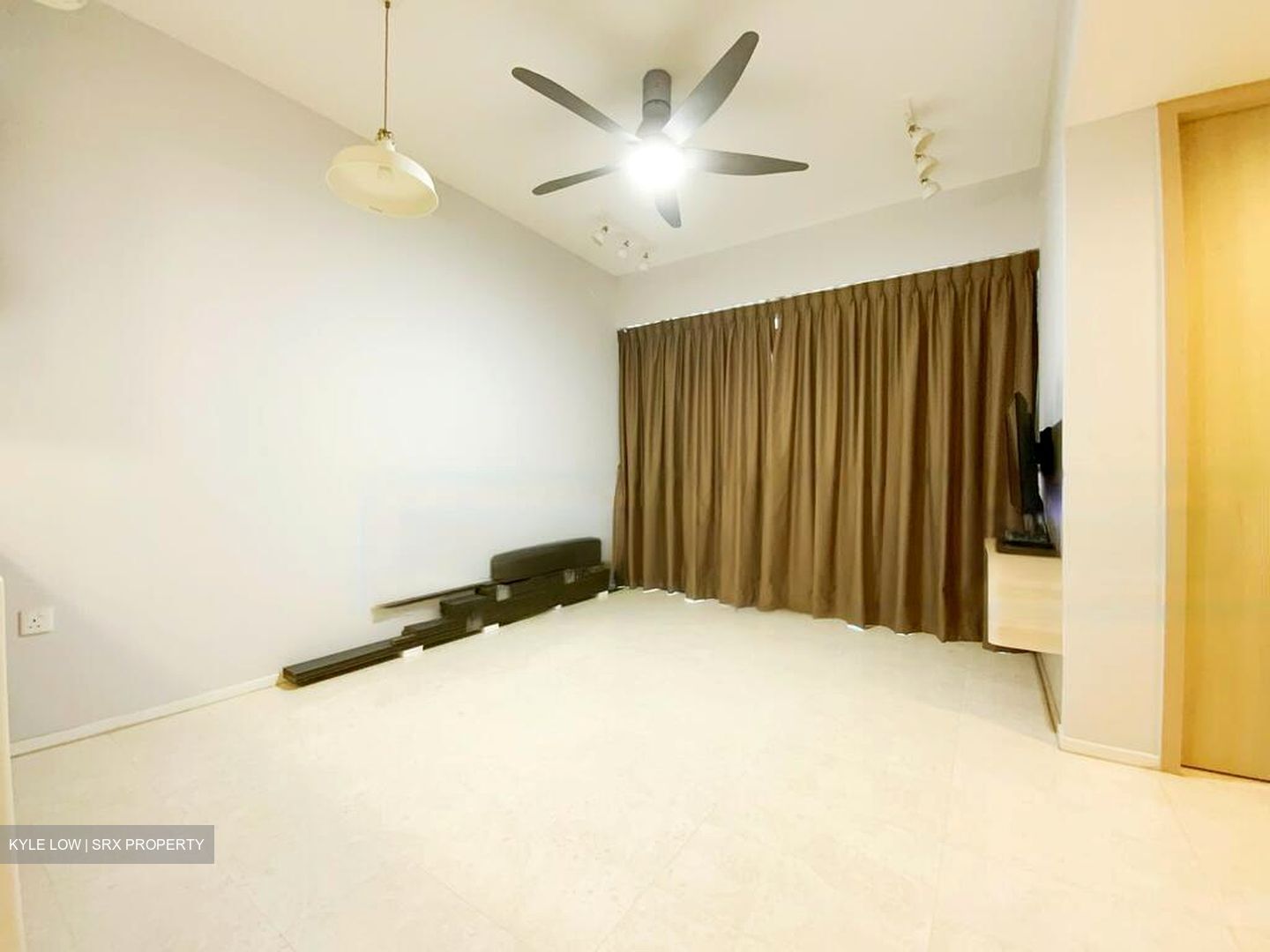 The Panorama (D20), Condominium #588242801